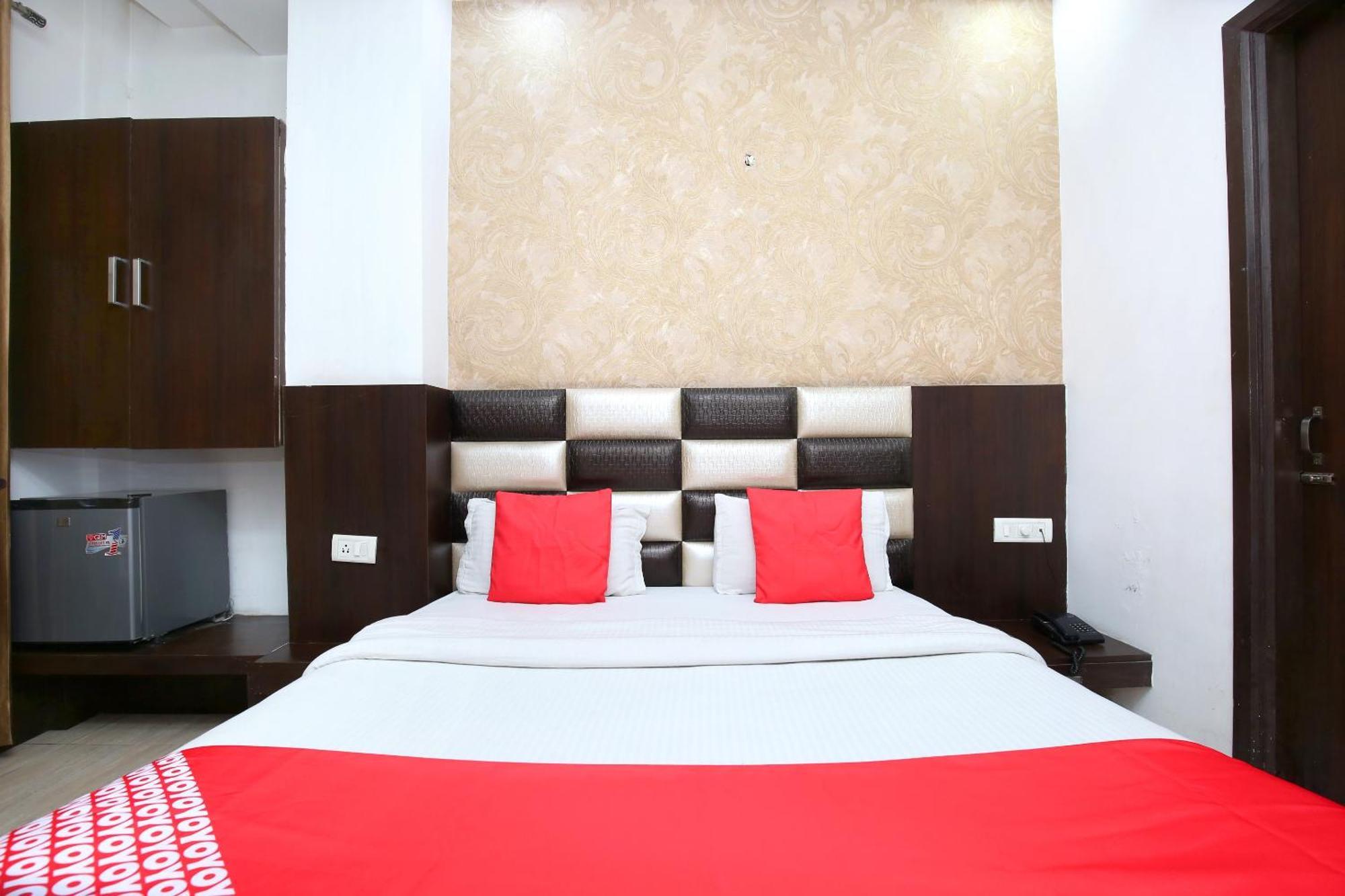 Super Hotel O Winner Inn Amritsar Exteriör bild